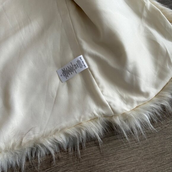 Dynamite Faux Fur Vest - Picture 4 of 8